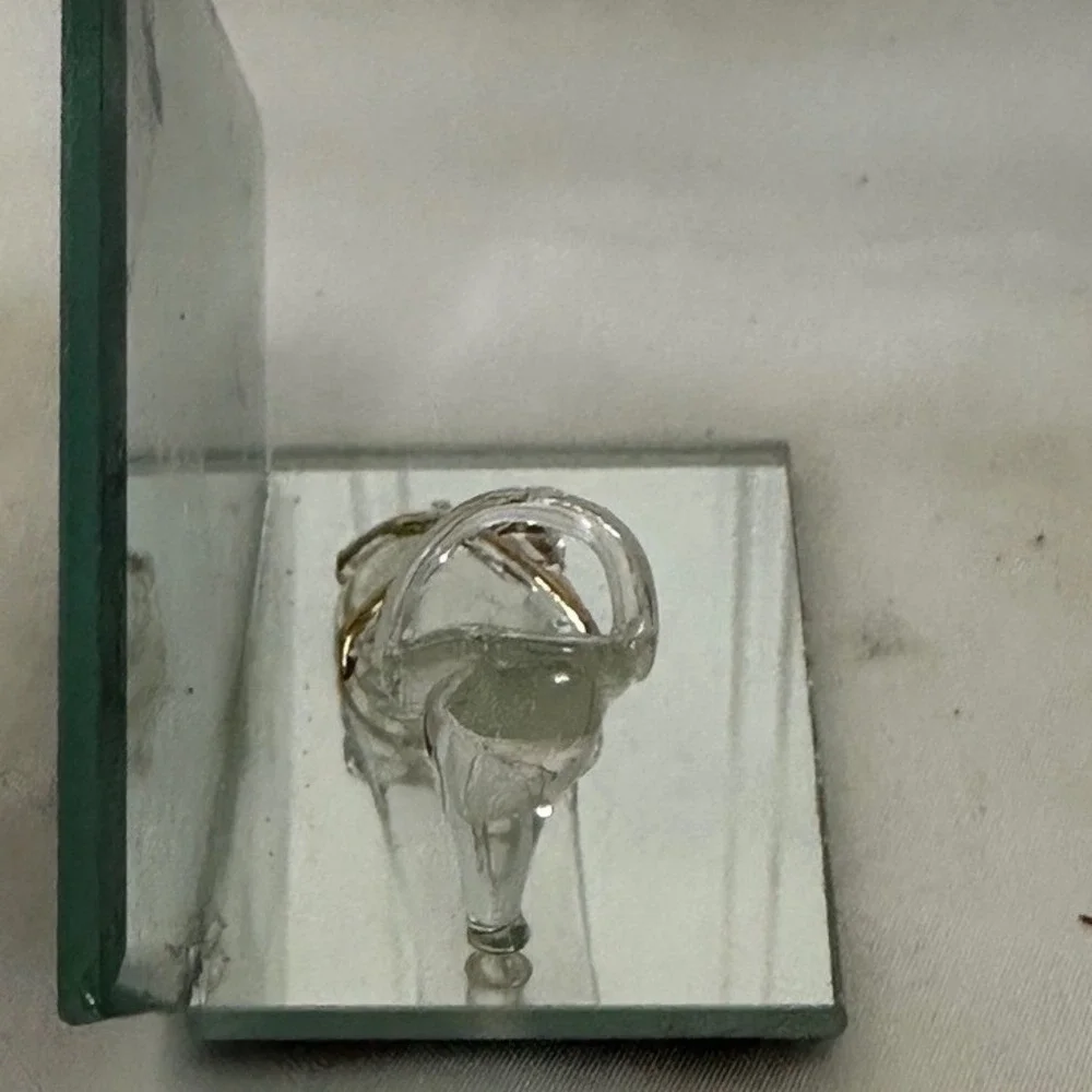 Cornerstone Creations Glass Slipper Figurine Clear Excellent Mirrored Base Vntge
